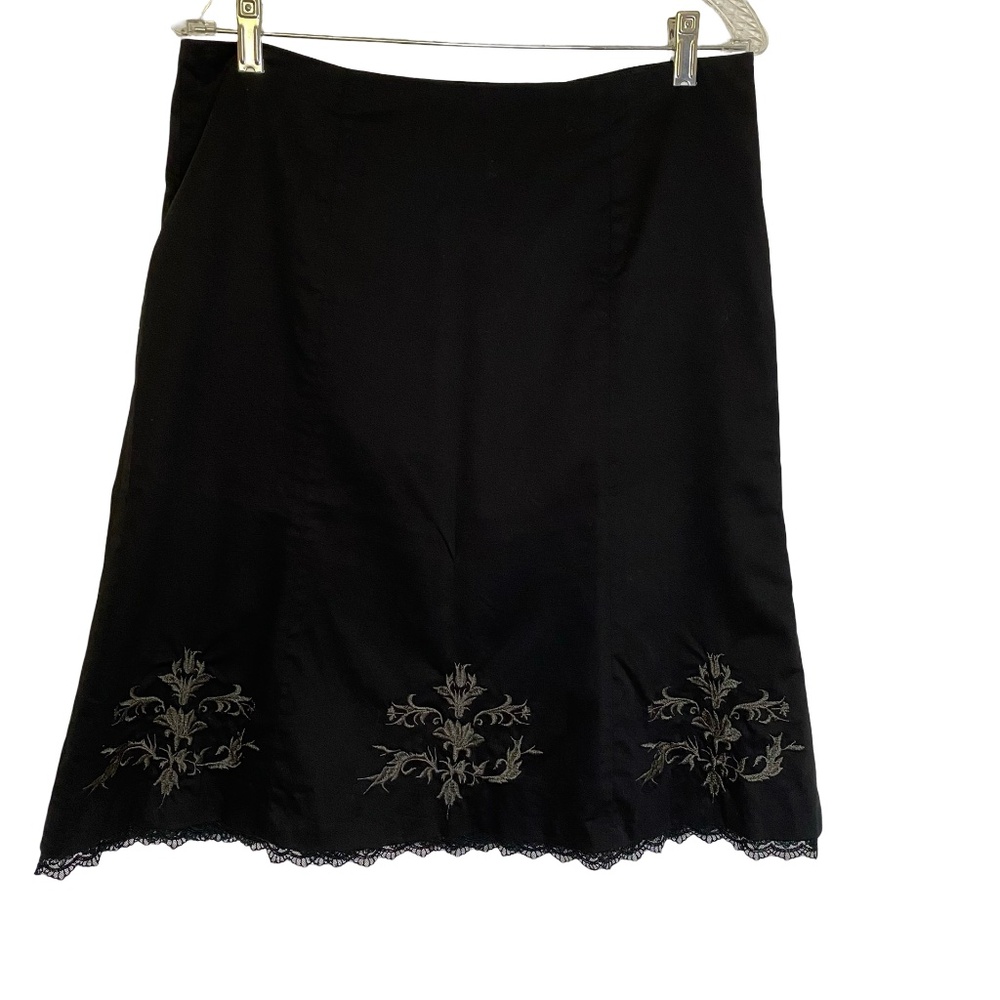 R&W Black Cotton Embroidery Flowered Mid length Skirt with Lace Hem. Size 8